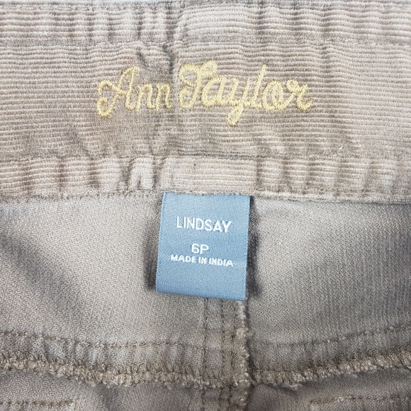 2/$20 Ann Taylor | Petite Lindasy Cordaroy Pants - Picture 6 of 7